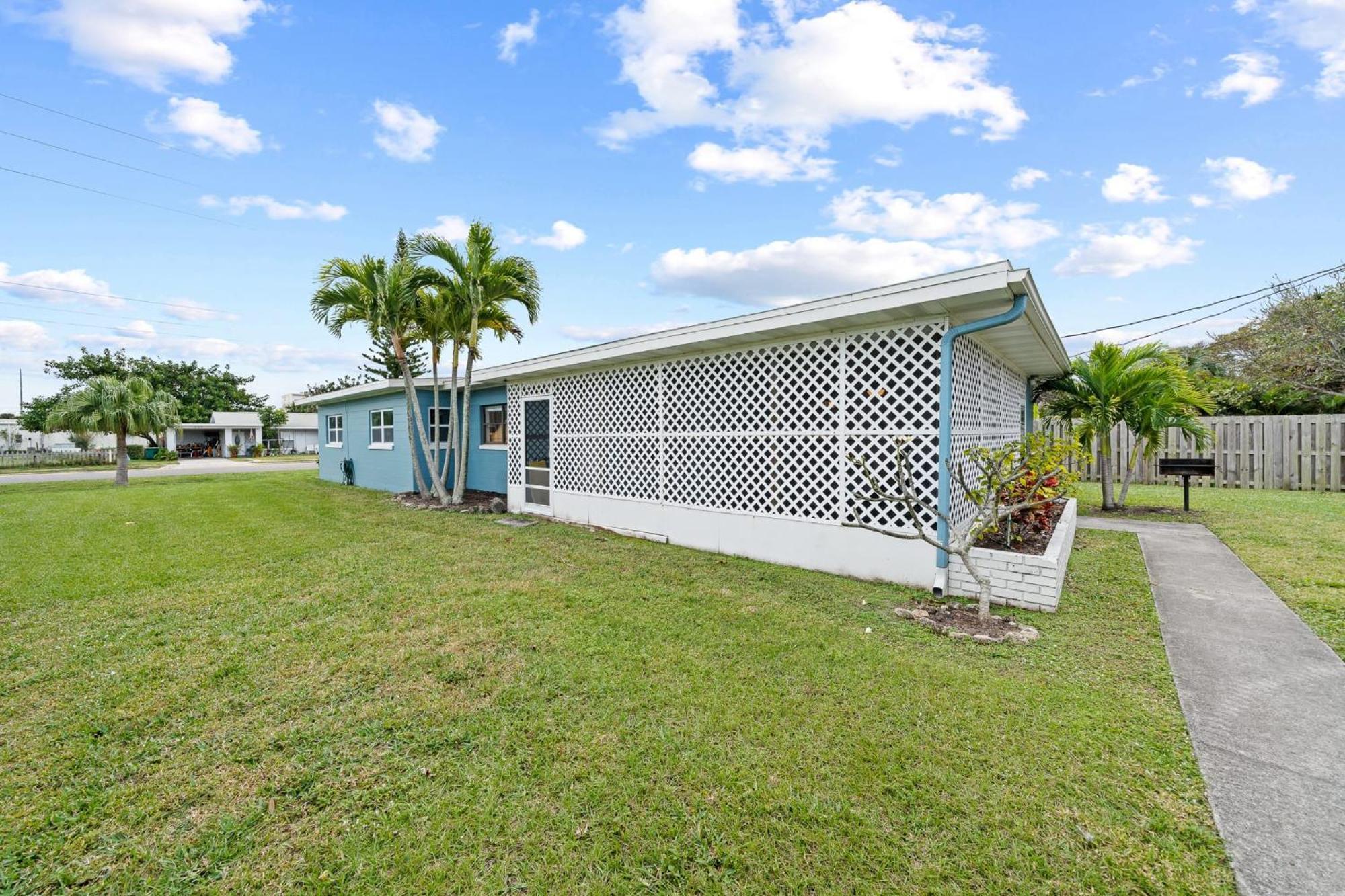 Uptown Cottage - Walk To The Beach And Restaurants Cocoa Beach Exterior photo